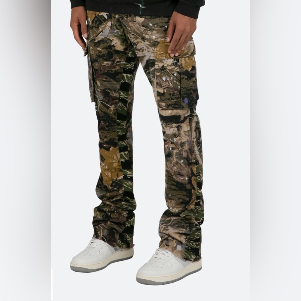 Mnml Cargo flare Pants